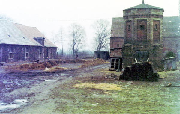 Gutshof mit Taubenturm 1969