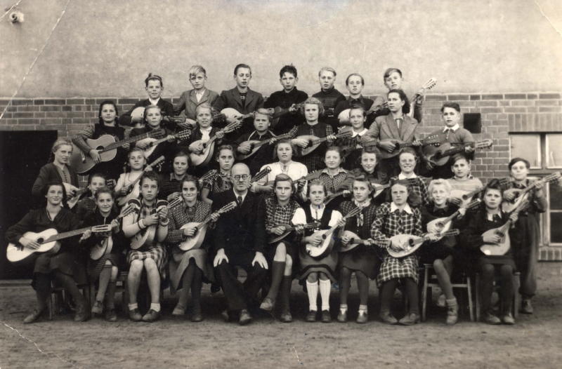 1950 Mandolinengruppe mit Langer Thamm-1
